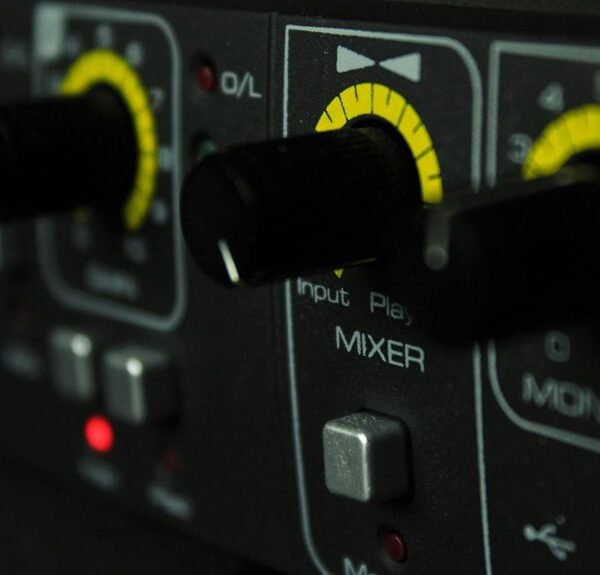 operational dashboard signal summary